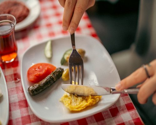 Mediterranean healthy lifestyle routine